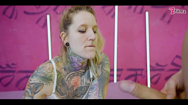 Goth Goddess Takes It All – Live Action DP & More!