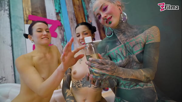 Slick Sisters: Metal Dildo Madness