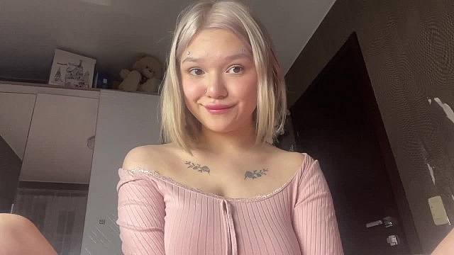 Schoolgirl in Stockings Gets Wet