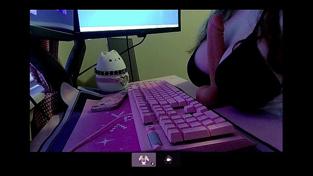 E-Girl Gives Hot Handjob Tips